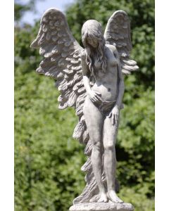 Engelfrau stehend "SHEKINAH", Steinguss